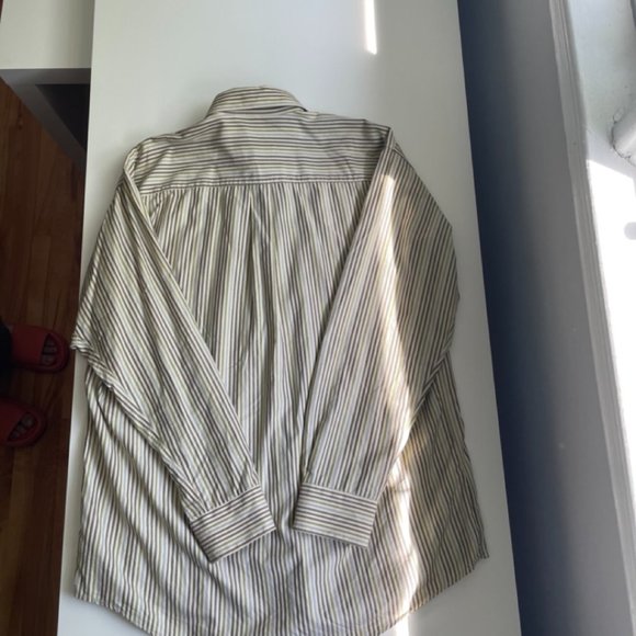 Vintage Men's Burberry Button-down - Picture 4 of 4